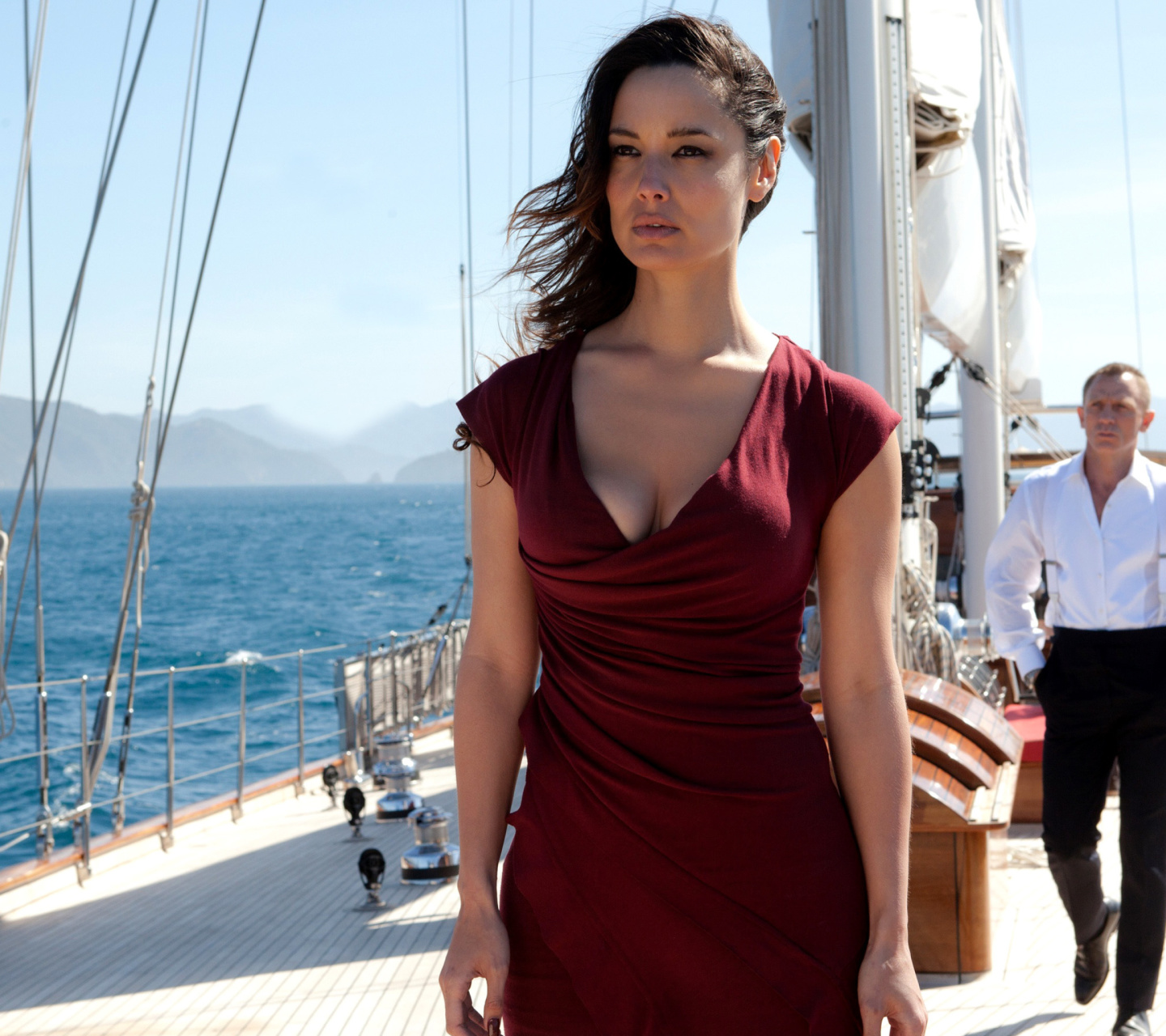 Screenshot №1 pro téma Berenice Marlohe in Skyfall Film 1440x1280