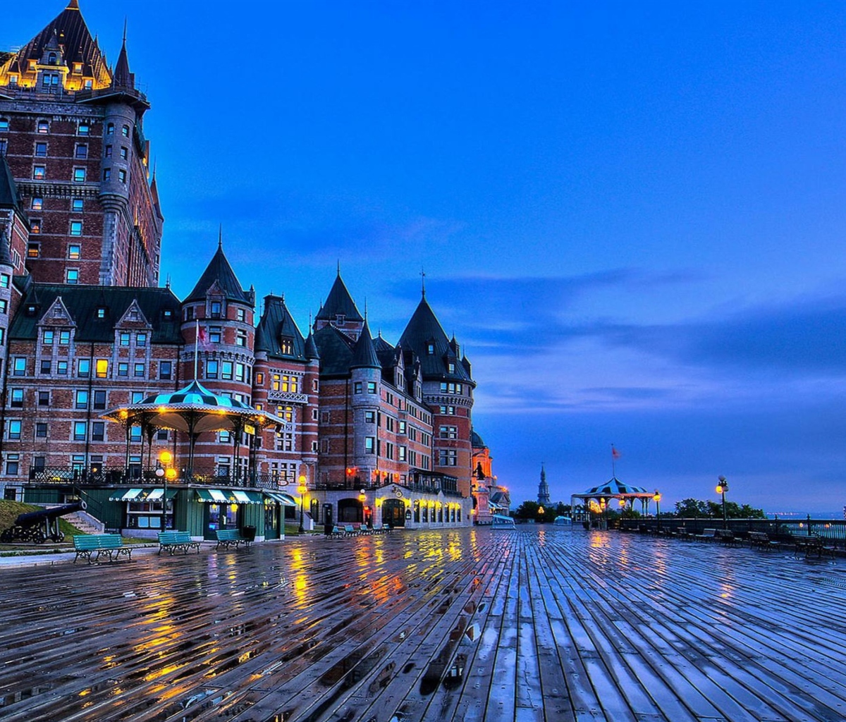 Fondo de pantalla Château Frontenac - Grand Hotel in Quebec 1200x1024