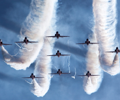Screenshot №1 pro téma Royal Air Force Aerobatic Team 480x400