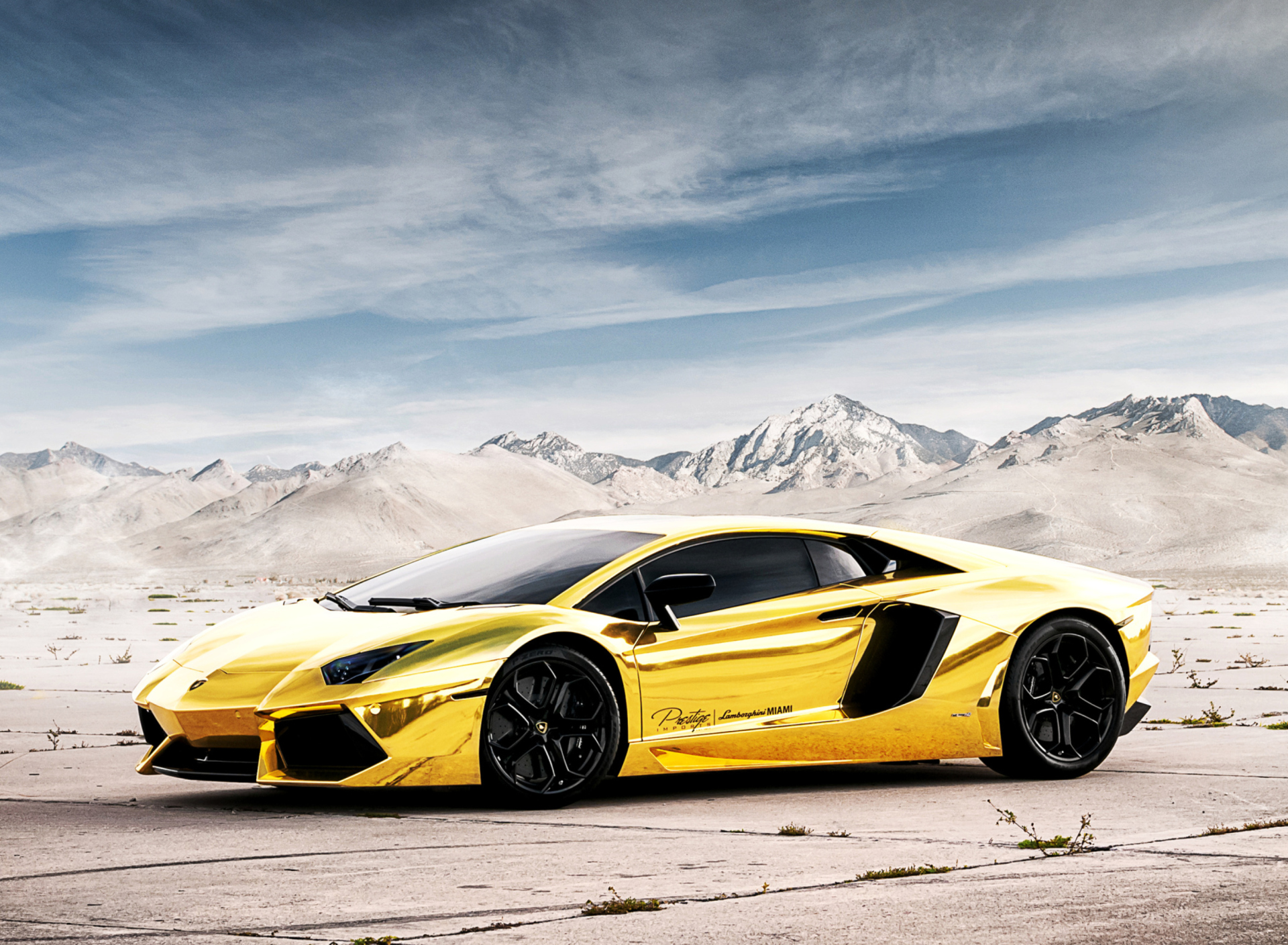 Sfondi Lamborghini Yellow Glance 1920x1408