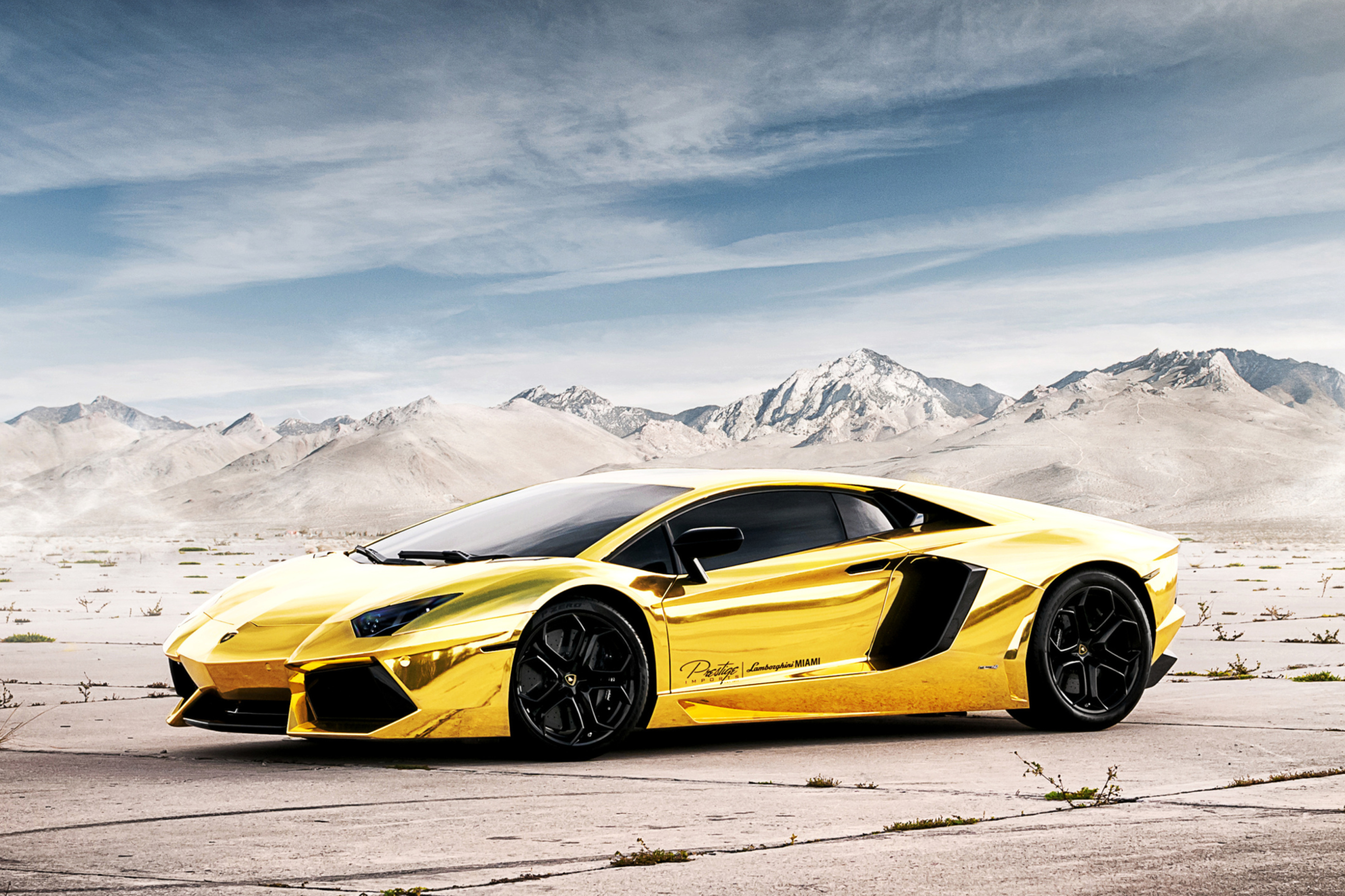 Lamborghini Yellow Glance wallpaper 2880x1920