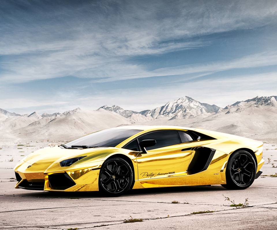 Lamborghini Yellow Glance wallpaper 960x800