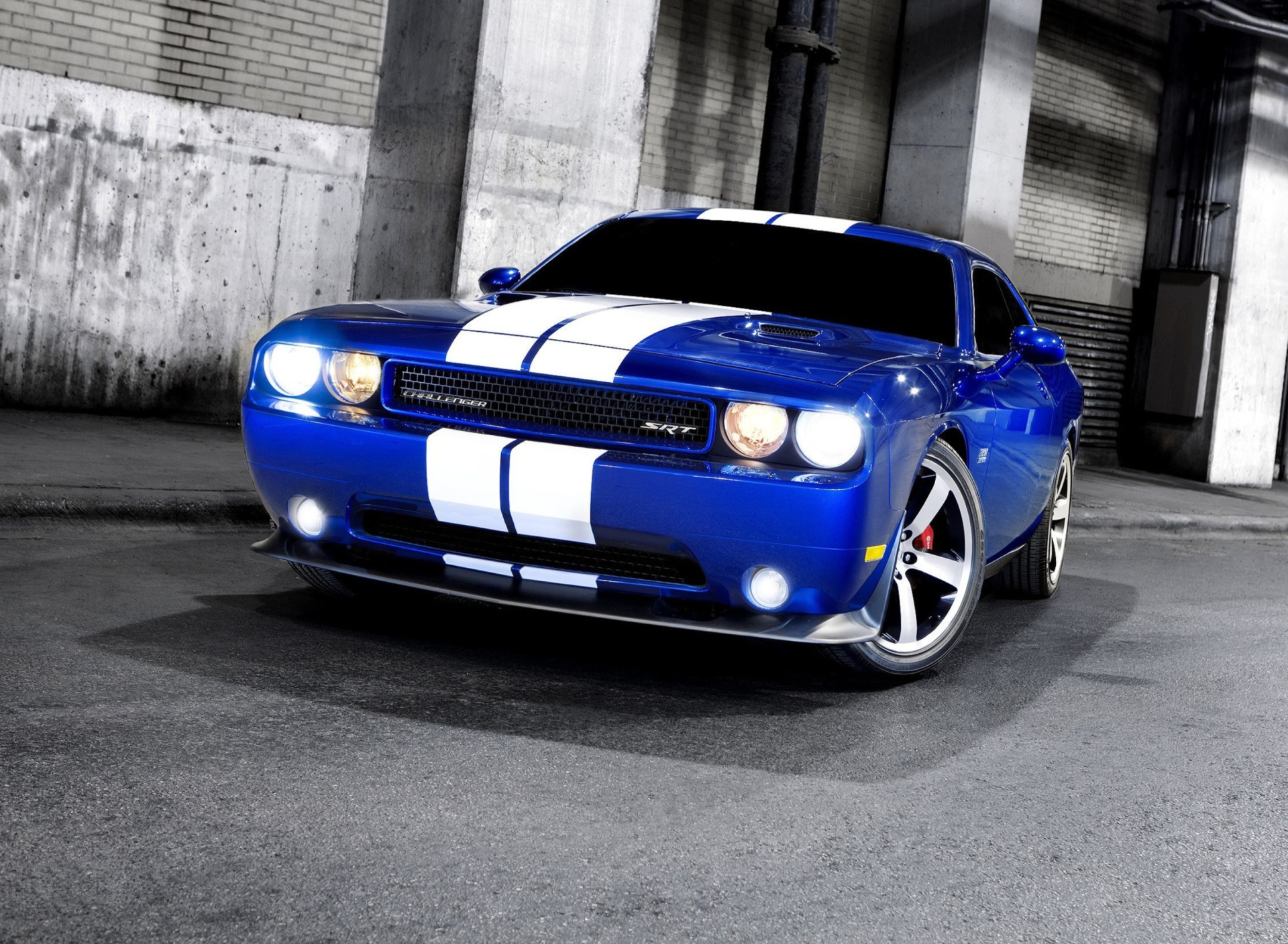 Screenshot №1 pro téma Dodge Challenger SRT 1920x1408