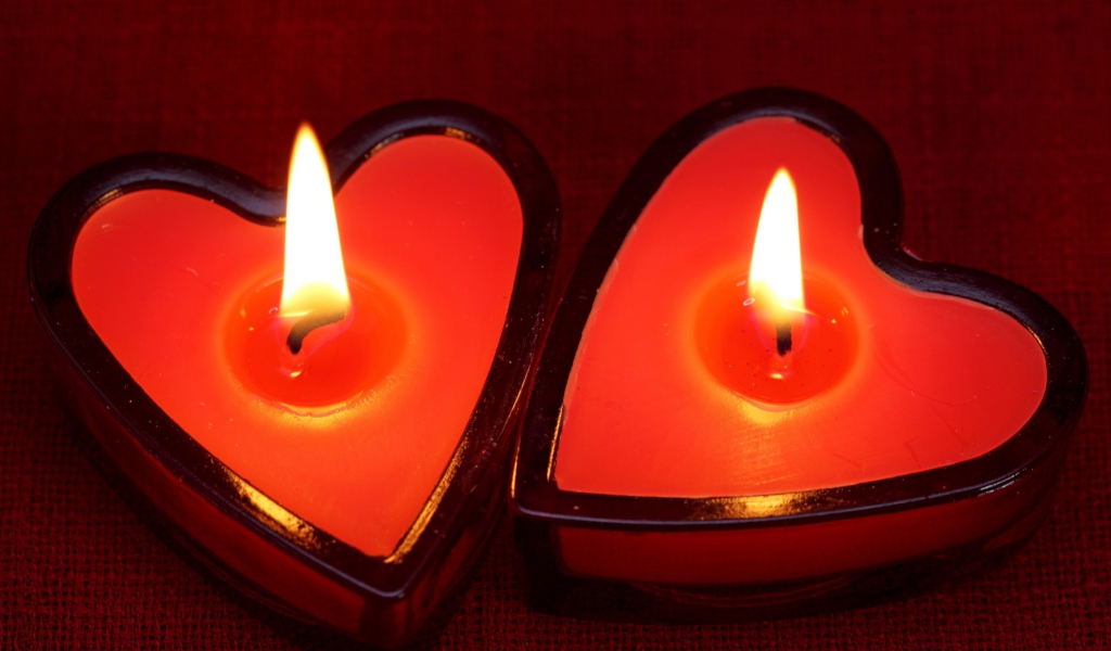 Screenshot №1 pro téma Heart Candles 1024x600