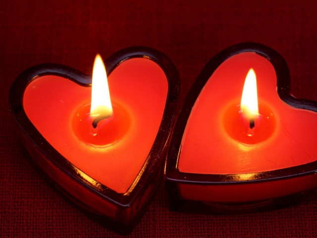 Sfondi Heart Candles 640x480
