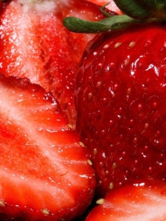 Screenshot №1 pro téma Strawberries 240x320