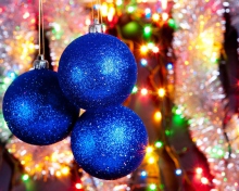 Das Blue Christmas Tree Balls Wallpaper 220x176