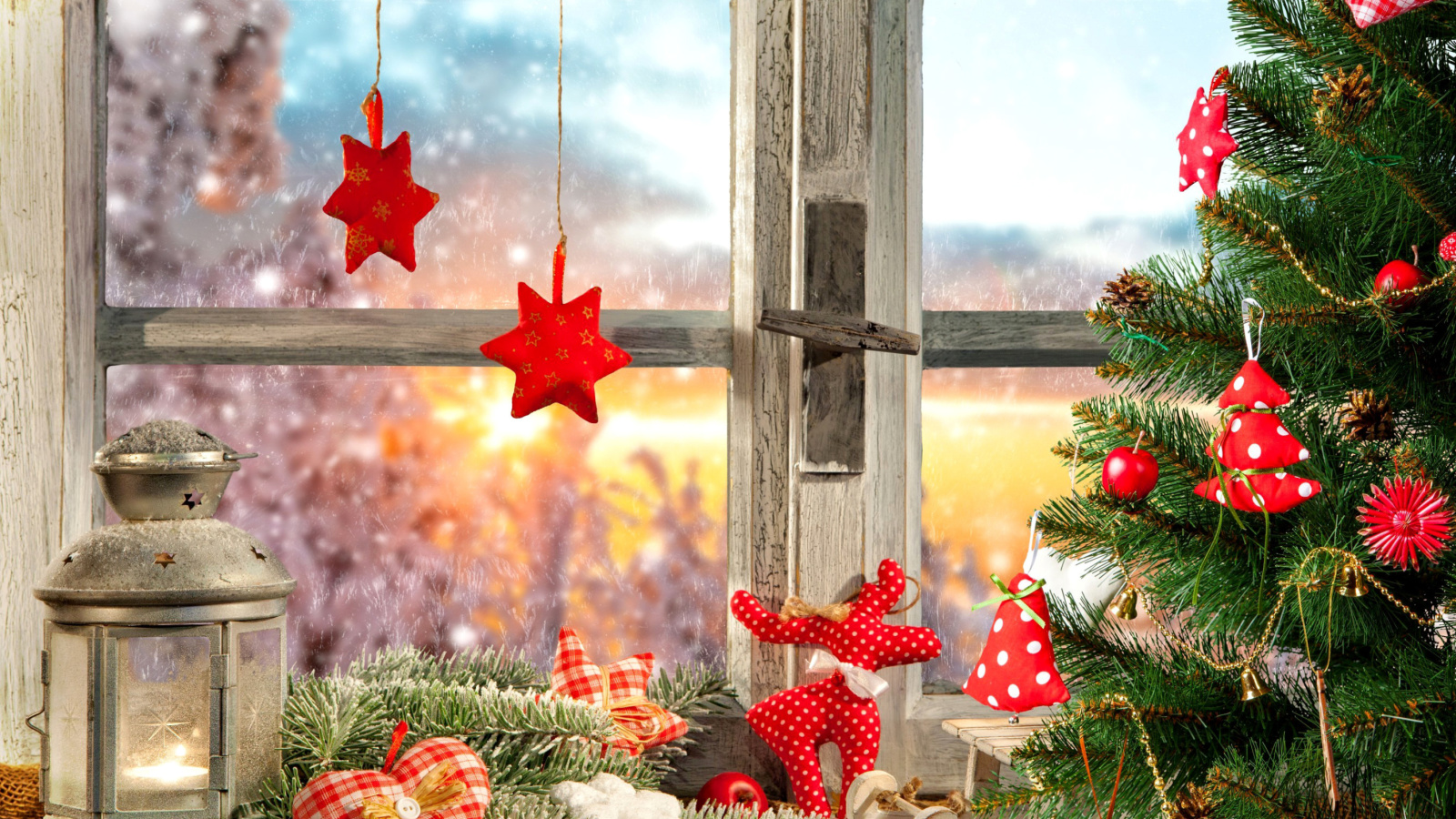 Fondo de pantalla Christmas Window Home Decor 1600x900