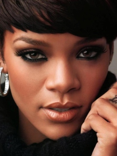 Fondo de pantalla Rihanna 240x320