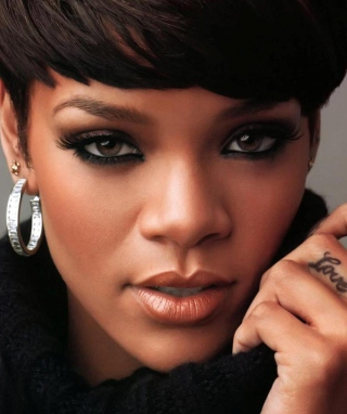 Rihanna papel de parede para celular para Nokia C6-01