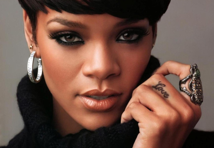 Rihanna wallpaper