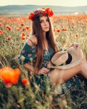 Girl in Poppy Field wallpaper 128x160