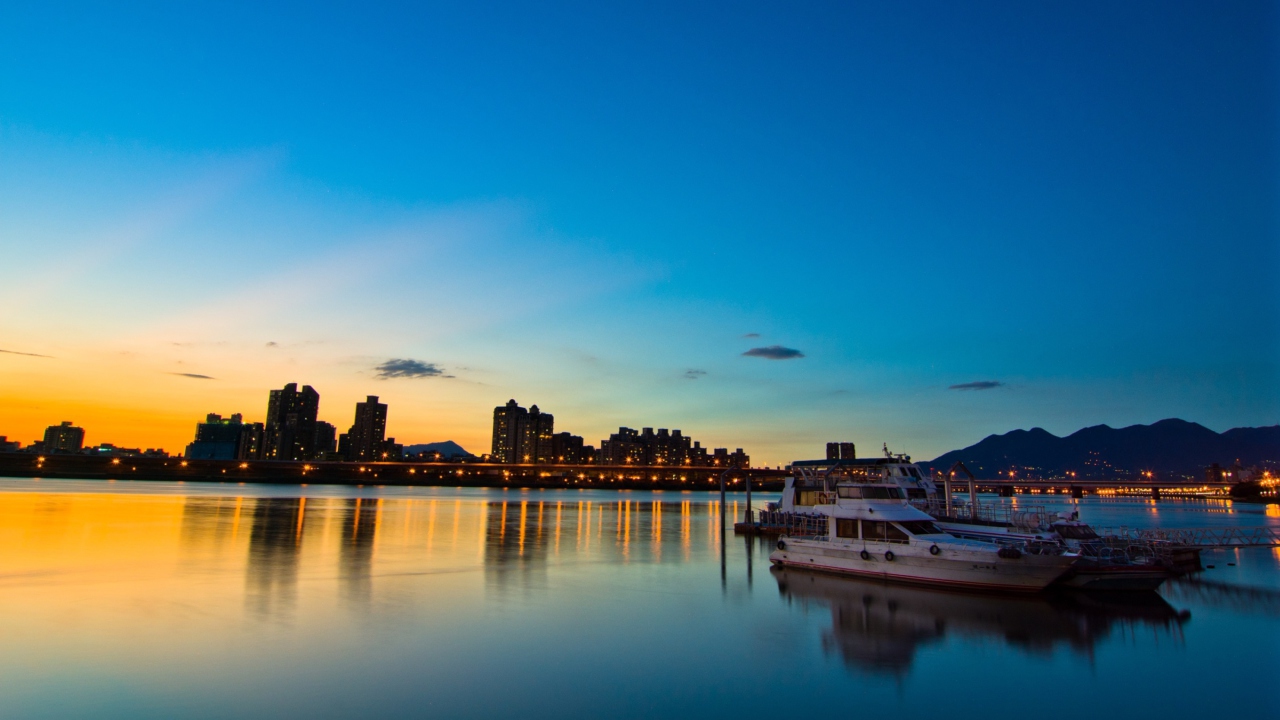 Sunset In Taipei wallpaper 1280x720