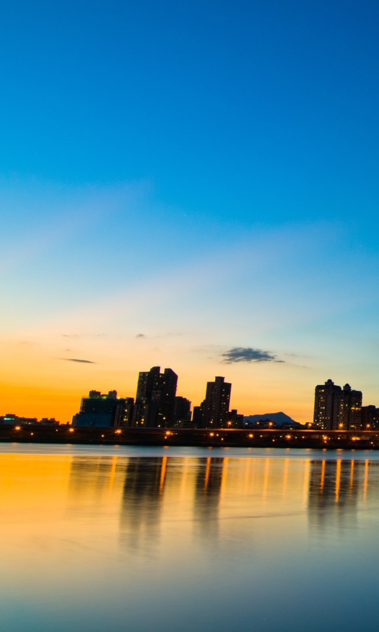 Sfondi Sunset In Taipei 768x1280