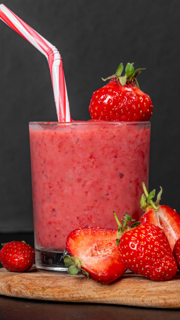 Strawberry smoothie wallpaper 360x640