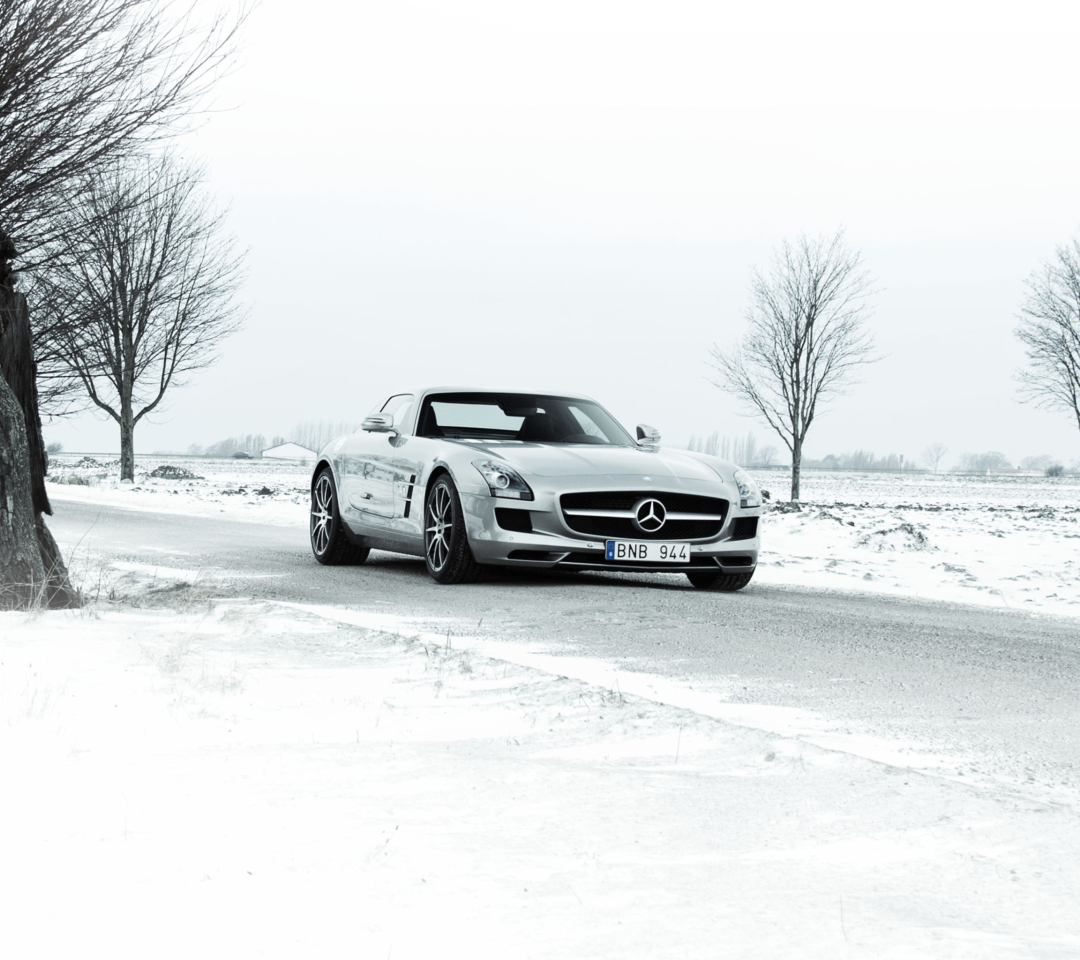 Mercedes SLS wallpaper 1080x960