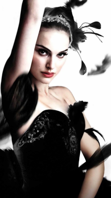 Обои Natalie Portman In Black Swan 360x640