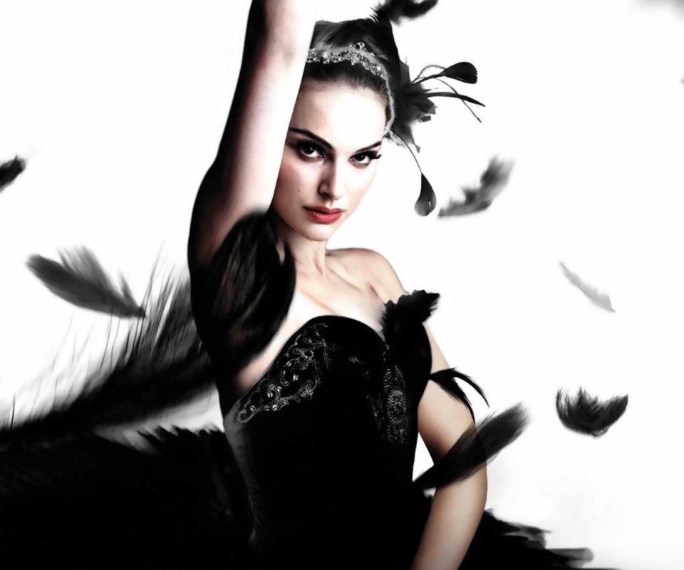 Natalie Portman In Black Swan wallpaper 960x800