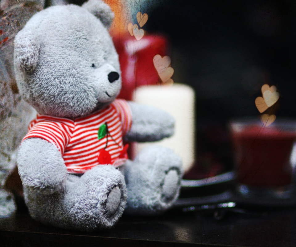 Обои Lovely Grey Teddy Bear 960x800