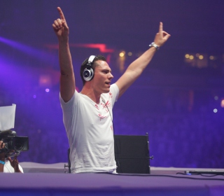 Sensation White - Dj Tiesto sfondi gratuiti per 1024x1024