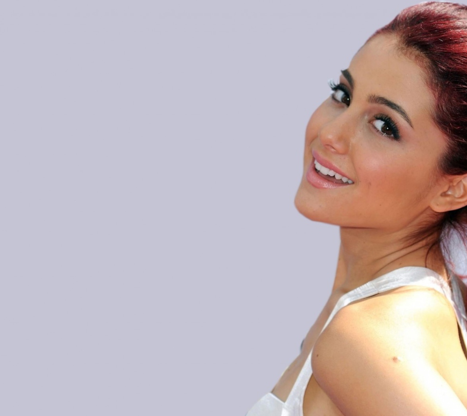 Das Ariana Grande Wallpaper 960x854