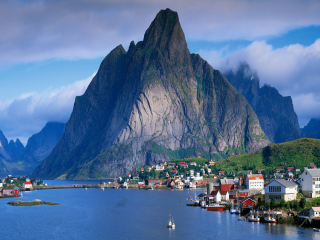 Beautiful Norway screenshot #1 320x240
