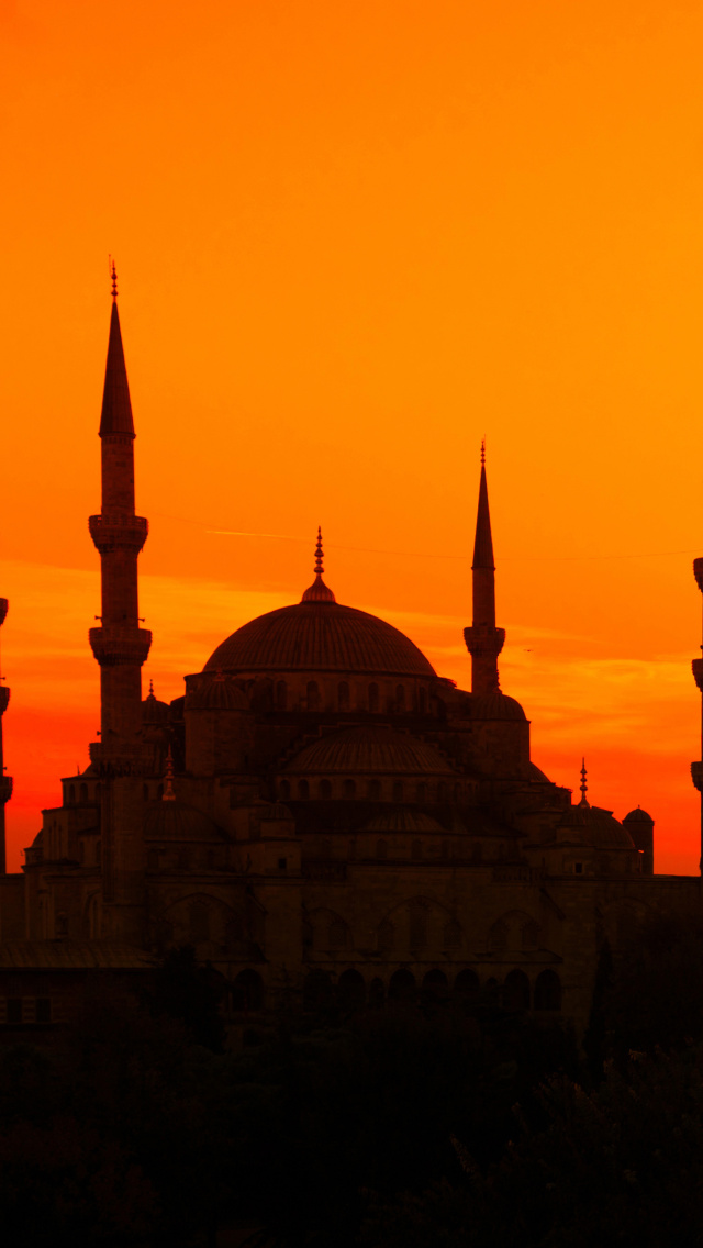Sunset in Istanbul wallpaper 640x1136