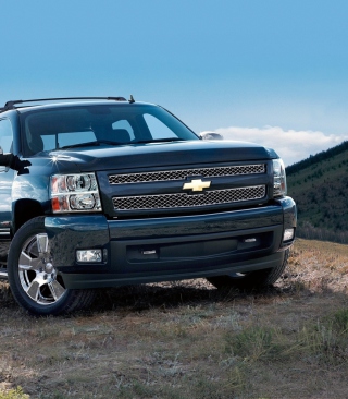 Chevrolet Silverado sfondi gratuiti per HTC Titan