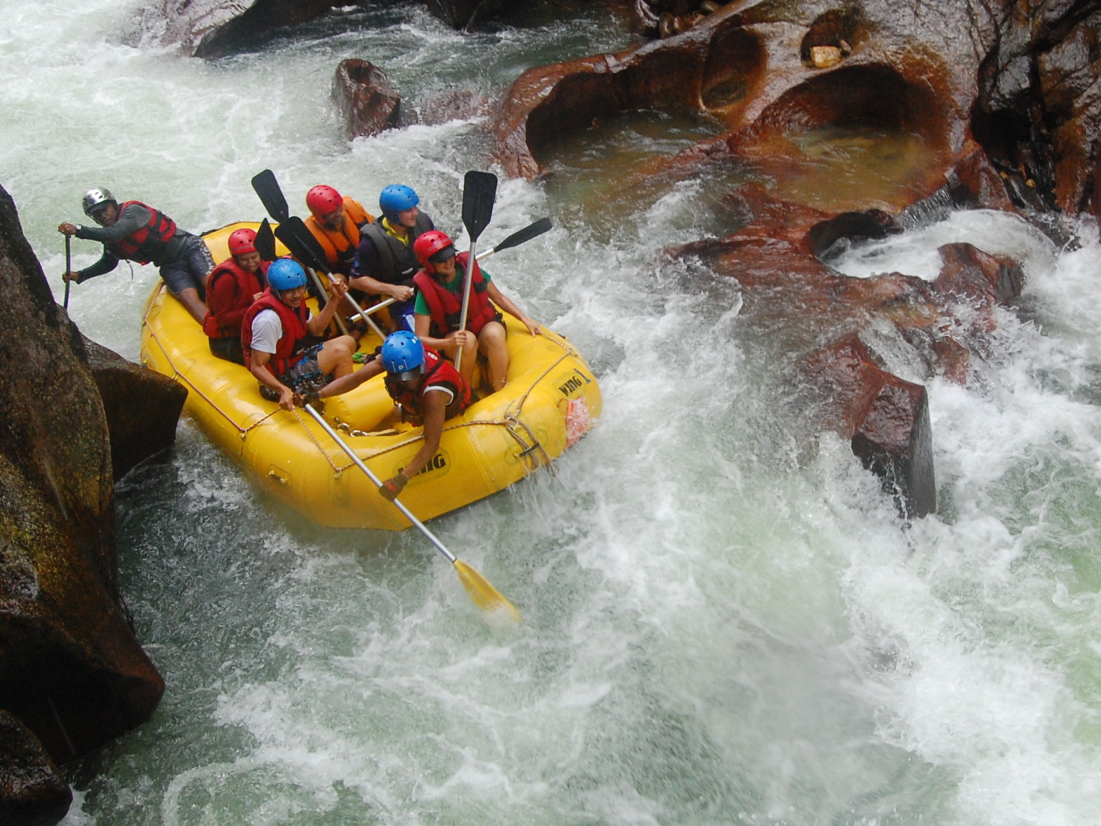 Sfondi Water Rafting 1600x1200