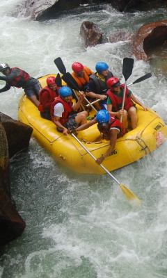 Sfondi Water Rafting 240x400