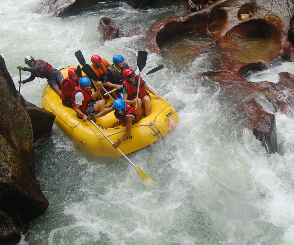 Fondo de pantalla Water Rafting 960x800