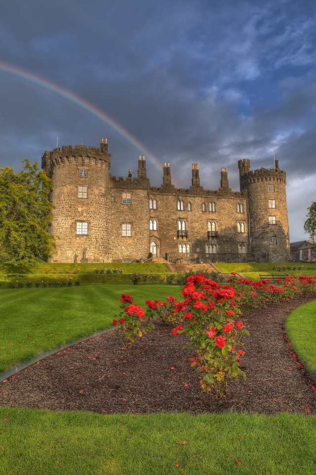 Kilkenny Castle in Ireland wallpaper 640x960