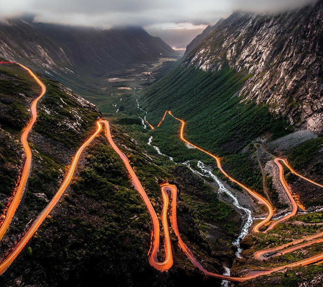 Das Trollstigen Serpentine Road in Norway Wallpaper 1080x960