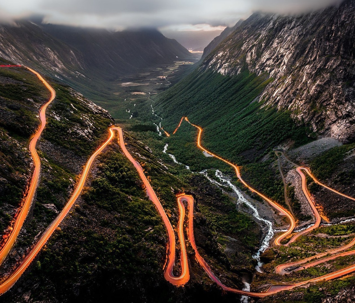 Обои Trollstigen Serpentine Road in Norway 1200x1024
