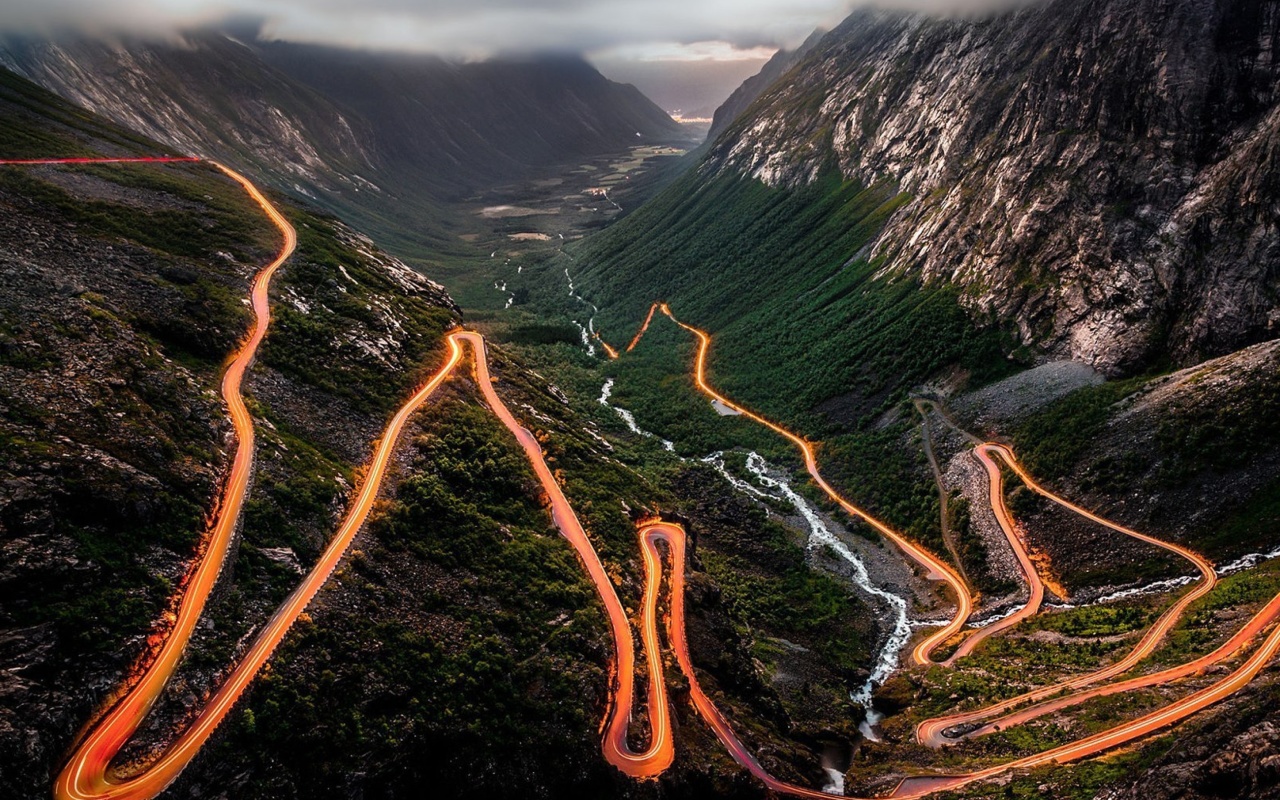 Обои Trollstigen Serpentine Road in Norway 1280x800