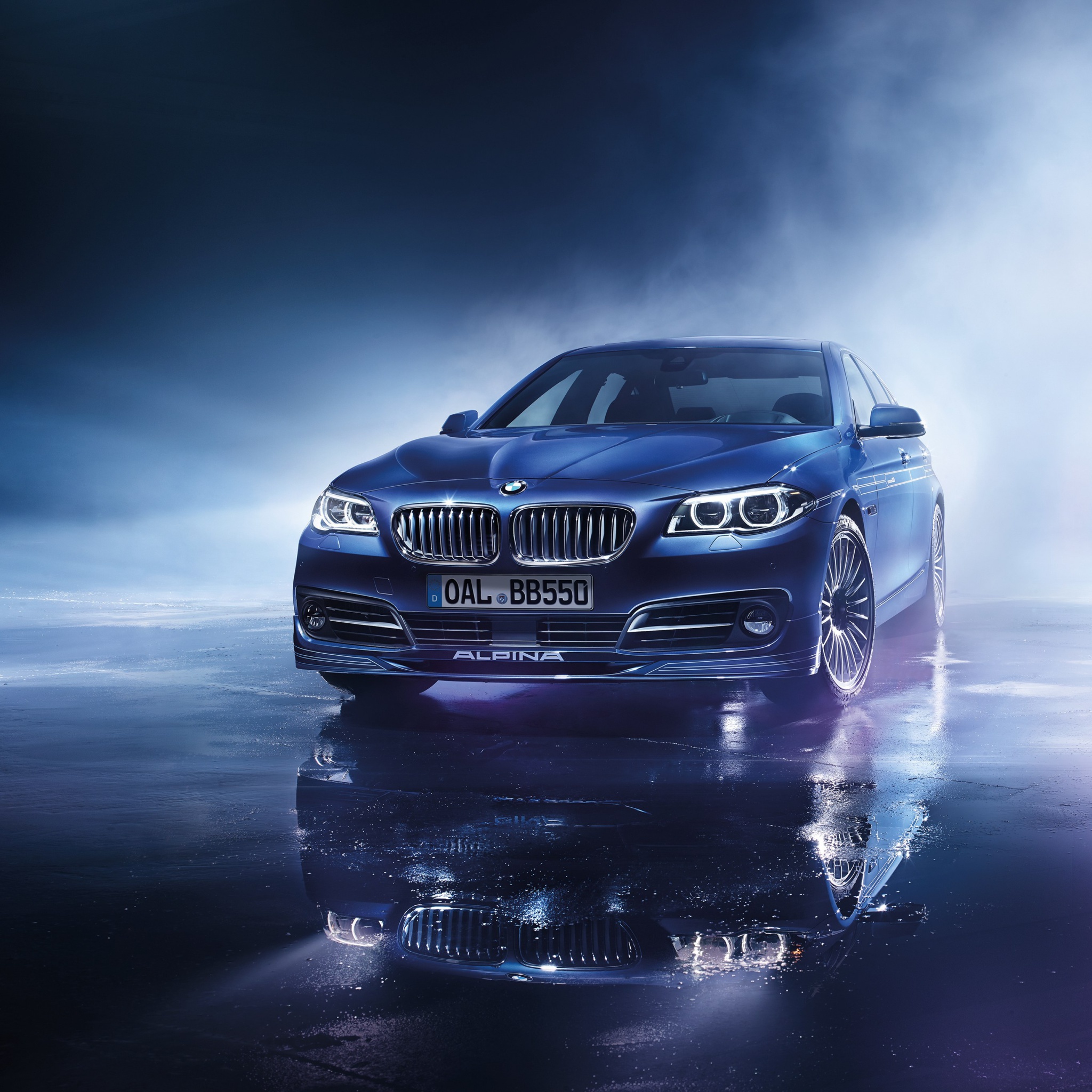 Das BMW 5 Series Tuning Wallpaper 2048x2048