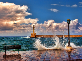 Fondo de pantalla Lighthouse In Greece 320x240