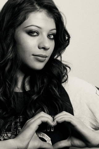 Fondo de pantalla Michelle Trachtenberg Monochrome 320x480