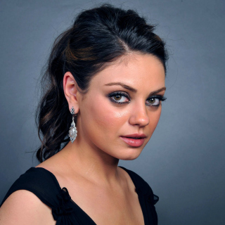 Free Talented actress Mila Kunis Picture for iPad