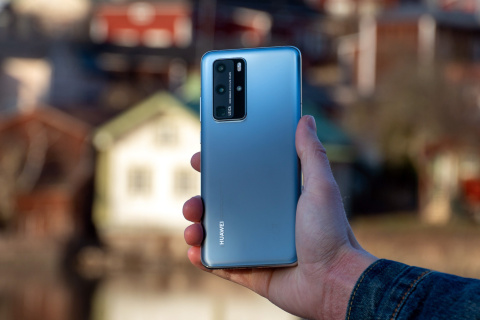 Huawei P40 Pro with best Ultra Vision Camera wallpaper 480x320