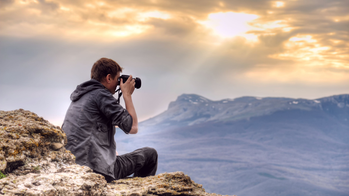 Das Photographer of Scenery Wallpaper 1366x768