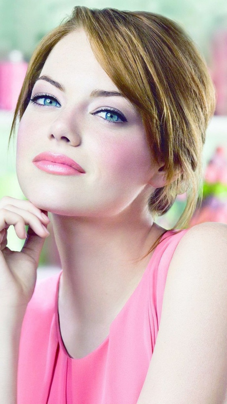 Emma Stone In Pink Dress wallpaper 750x1334