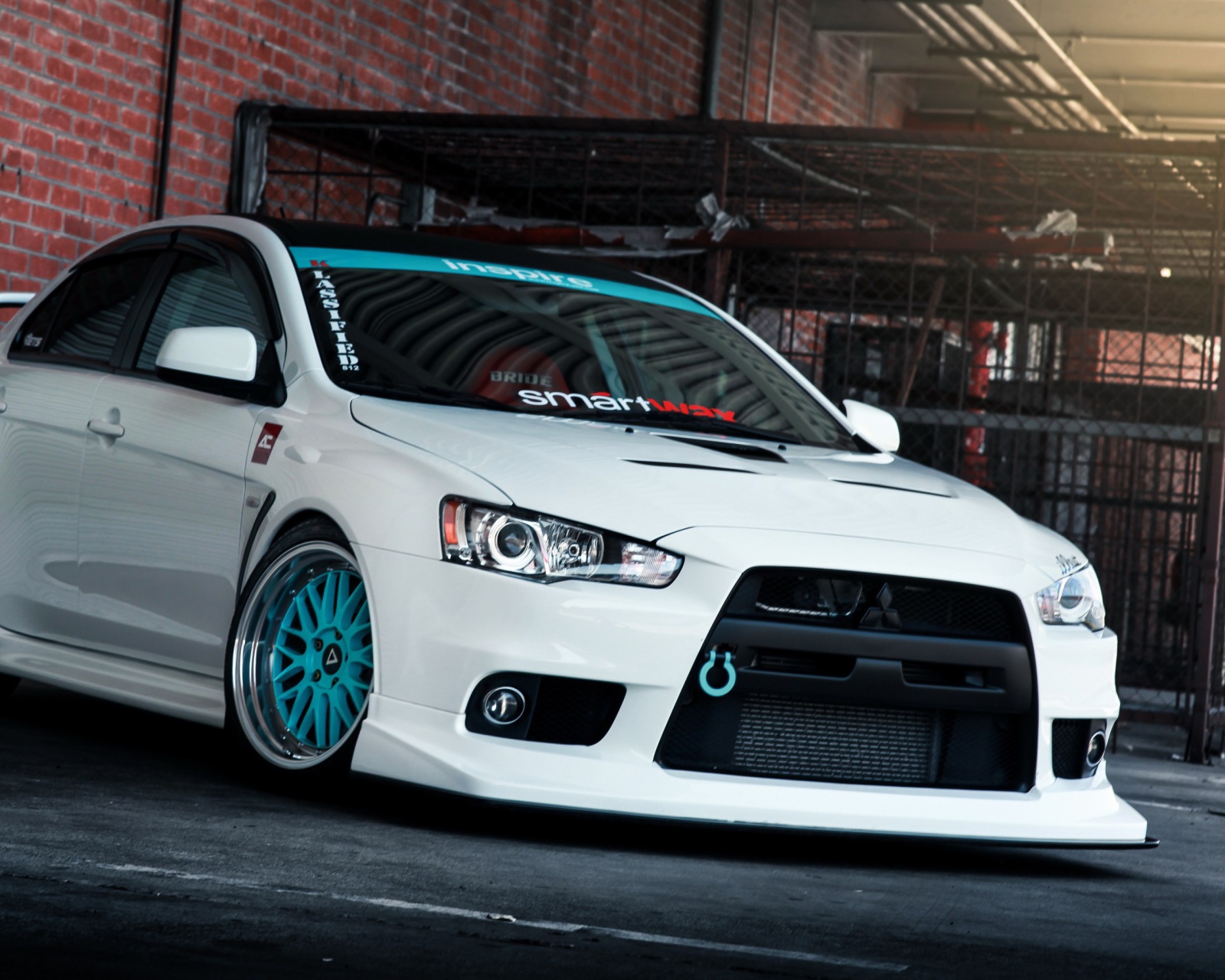 Mitsubishi Lancer wallpaper 1600x1280