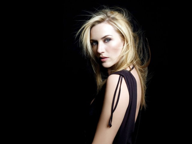 Das Blonde In Little Black Dress Wallpaper 640x480