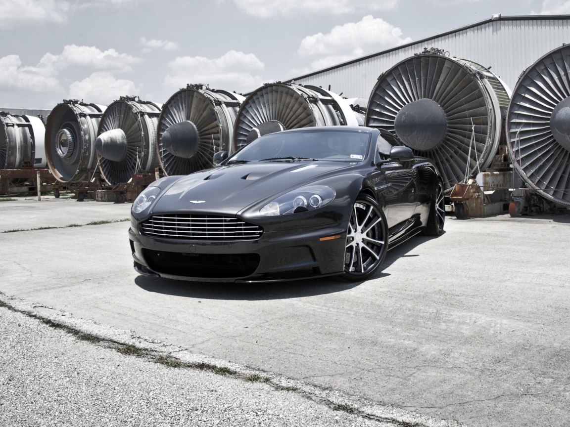 Screenshot №1 pro téma Aston Martin 1152x864