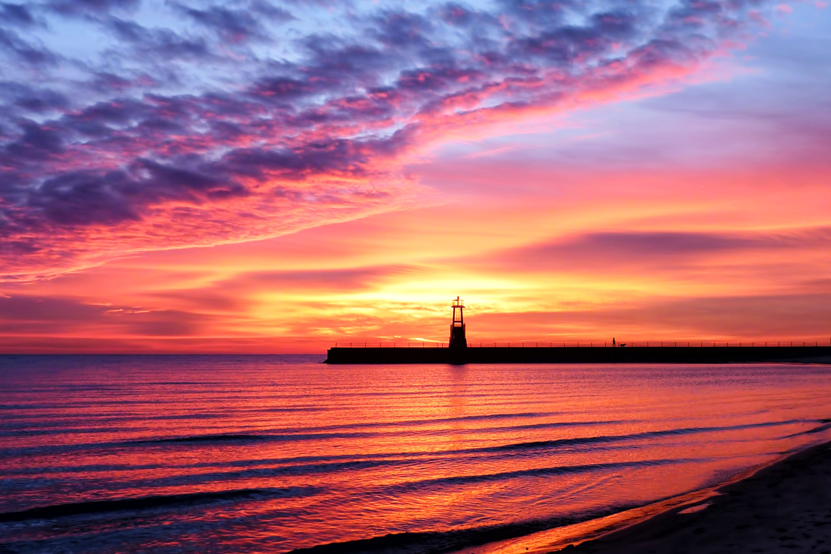 Lighthouse And Red Sunset Beach wallpaper 2880x1920
