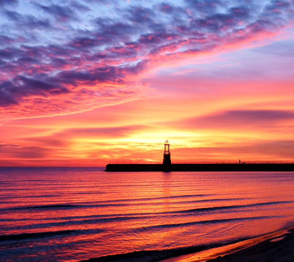 Das Lighthouse And Red Sunset Beach Wallpaper 960x854
