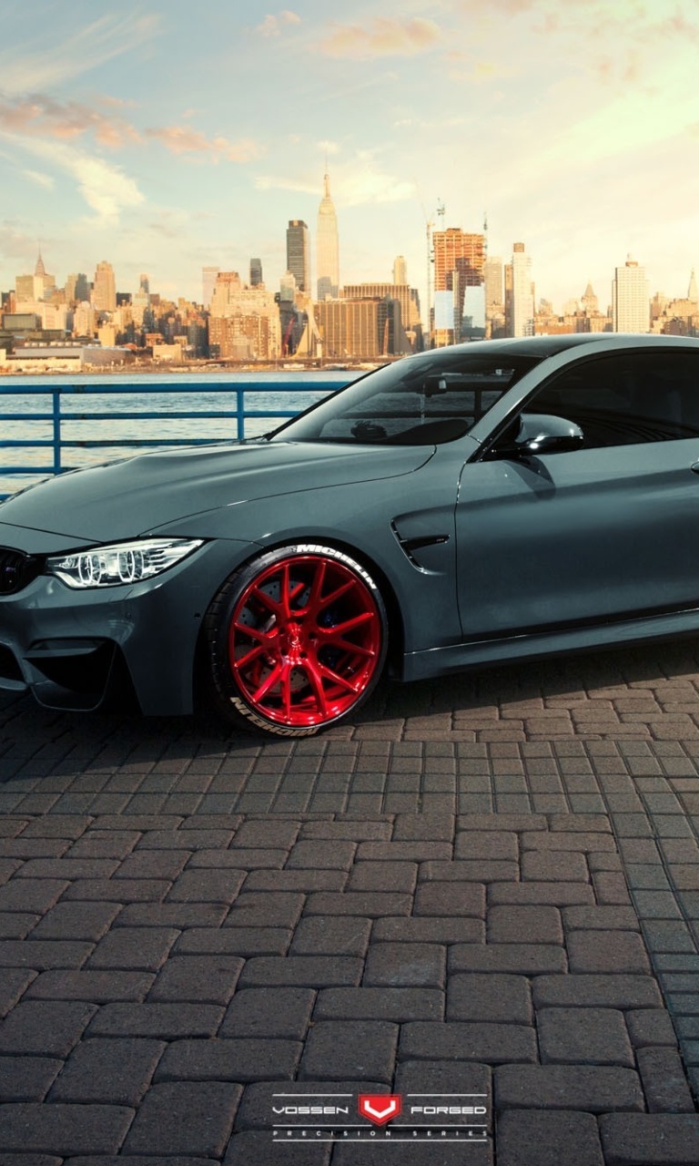 Das BMW M4 Red Wheels Wallpaper 768x1280