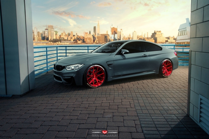 BMW M4 Red Wheels wallpaper