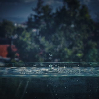 Water Drop - Obrázkek zdarma pro 208x208